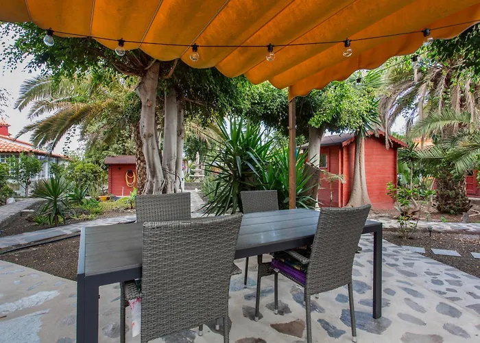 Guest house Tropical Icod 3*